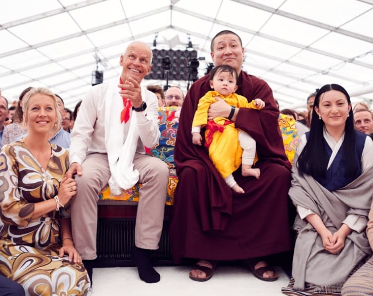 17 Karmapa Taje Dordże 3