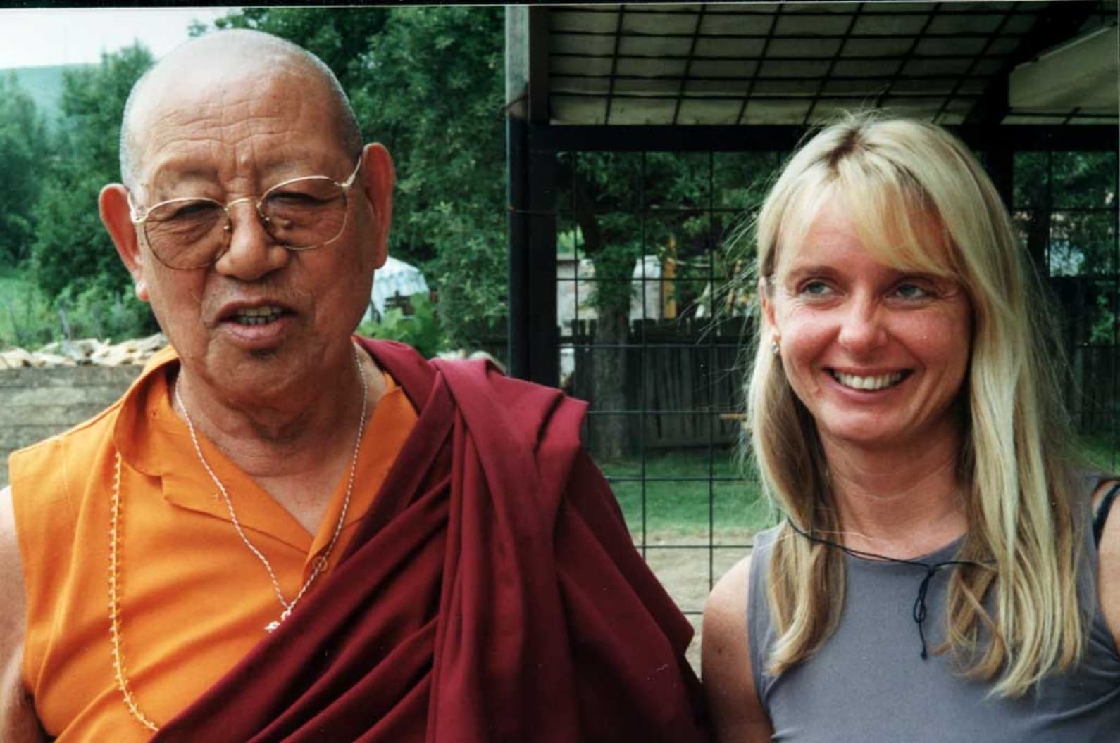 Lobpyn Tseczu Rinpocze i Maggie Lehnert. (Kuchary 1999 r.)