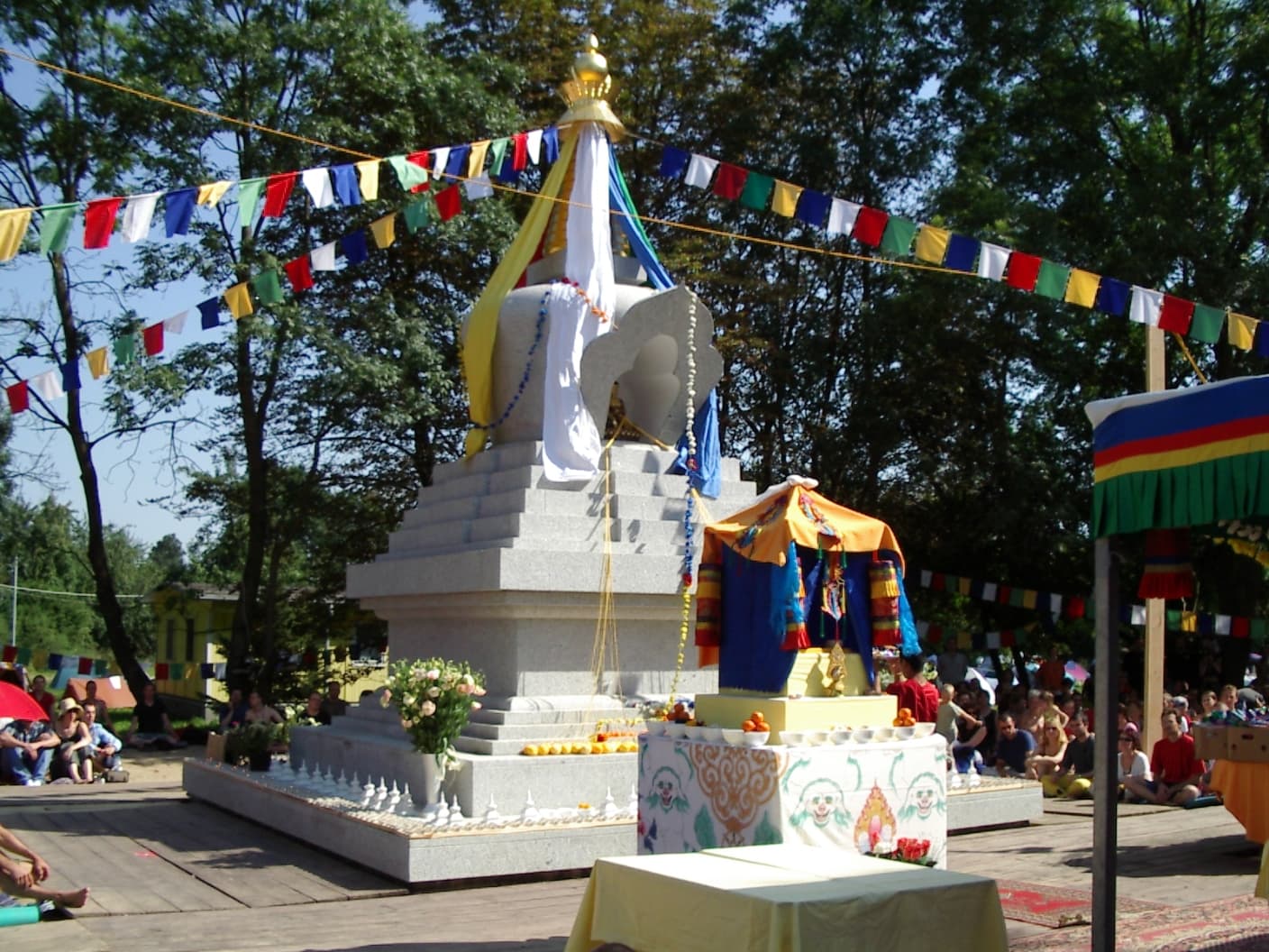 Inicjacja Stupy Cudów. (Kuchary 2002 r.)